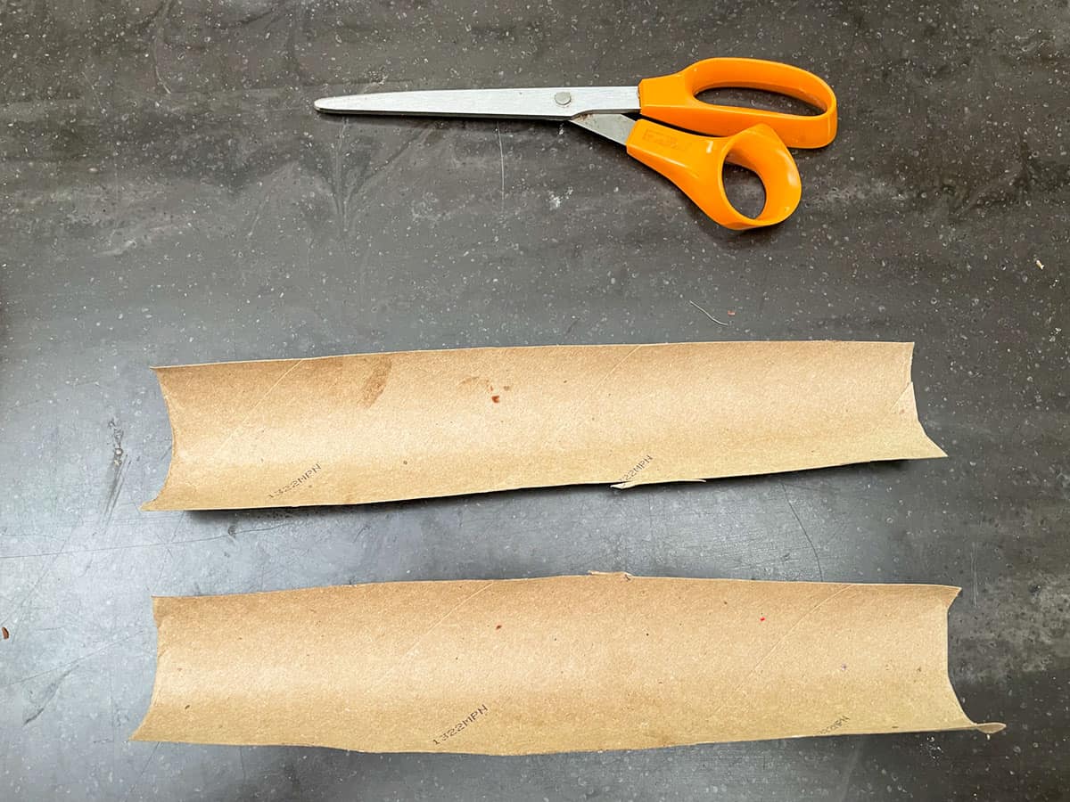 Paper towel cut in half length wise to hold cookie dough logs.