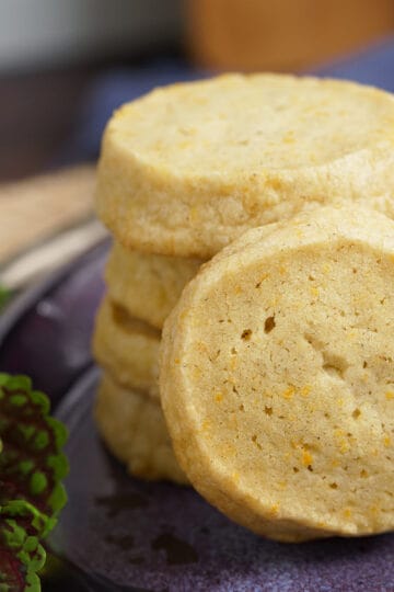 Cardamom Orange Shortbread Cookies feature image.