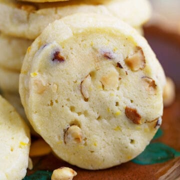 Lemon ginger with hazelnuts shortbread cookies feature cookie.