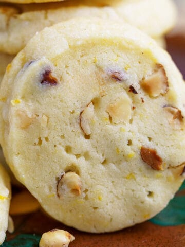 Lemon ginger with hazelnuts shortbread cookies feature cookie.