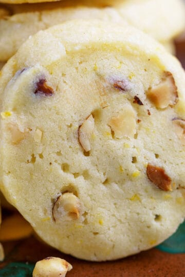 Lemon ginger with hazelnuts shortbread cookies feature cookie.